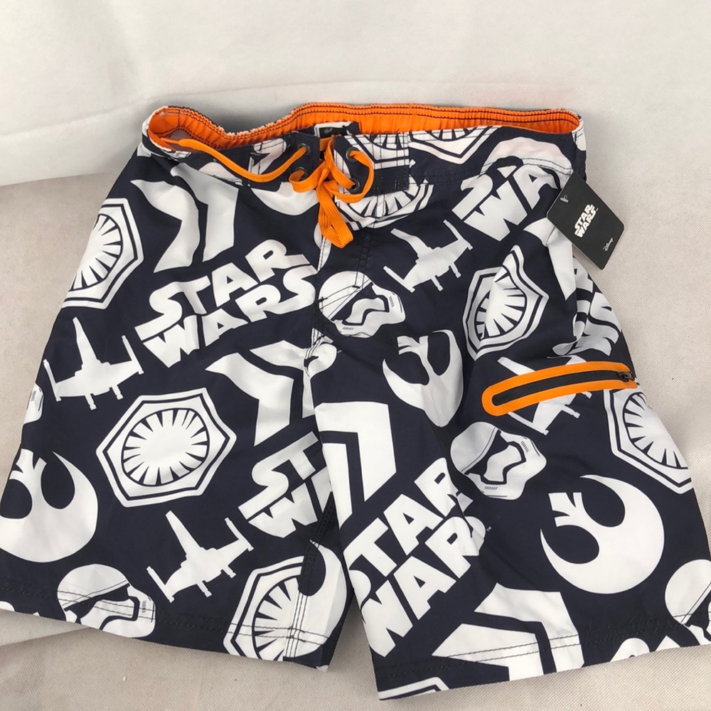 NWT Men’s Star Wars Swimming Shorts Sz Medium